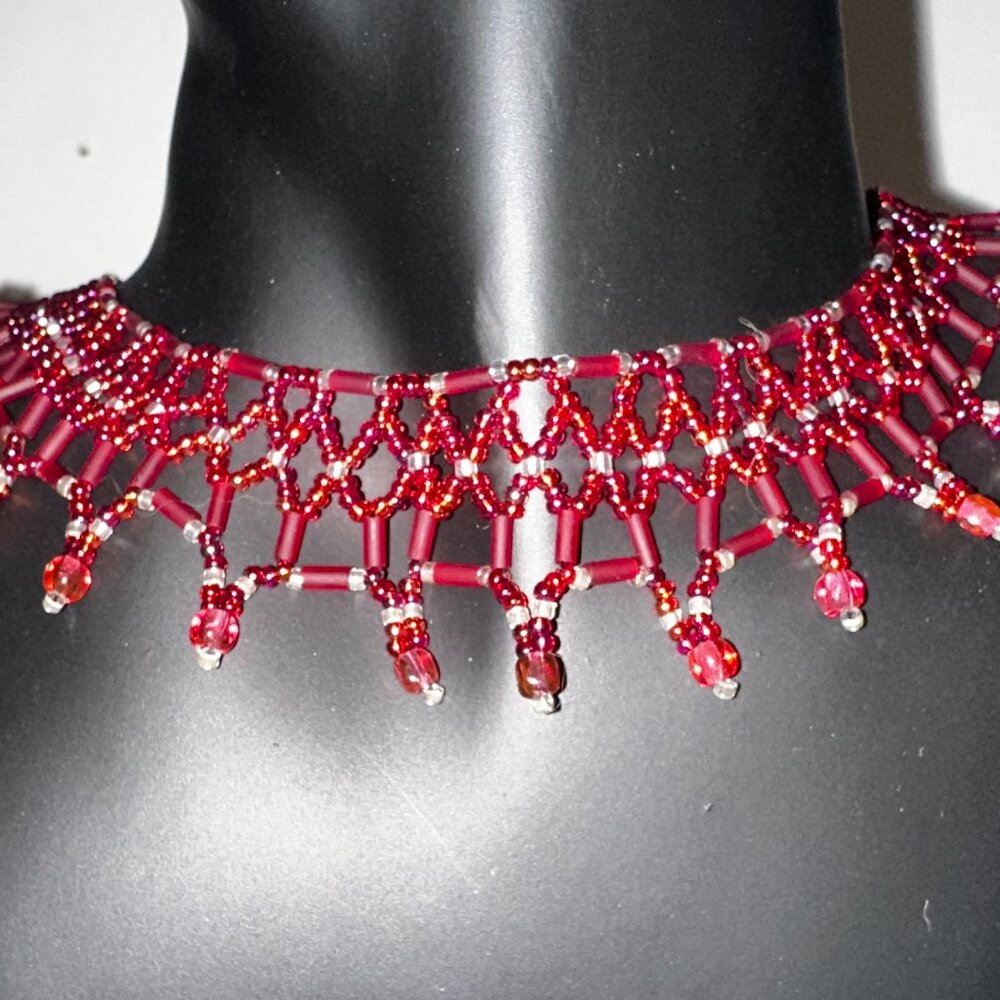 Red & White Glass Bead Choker